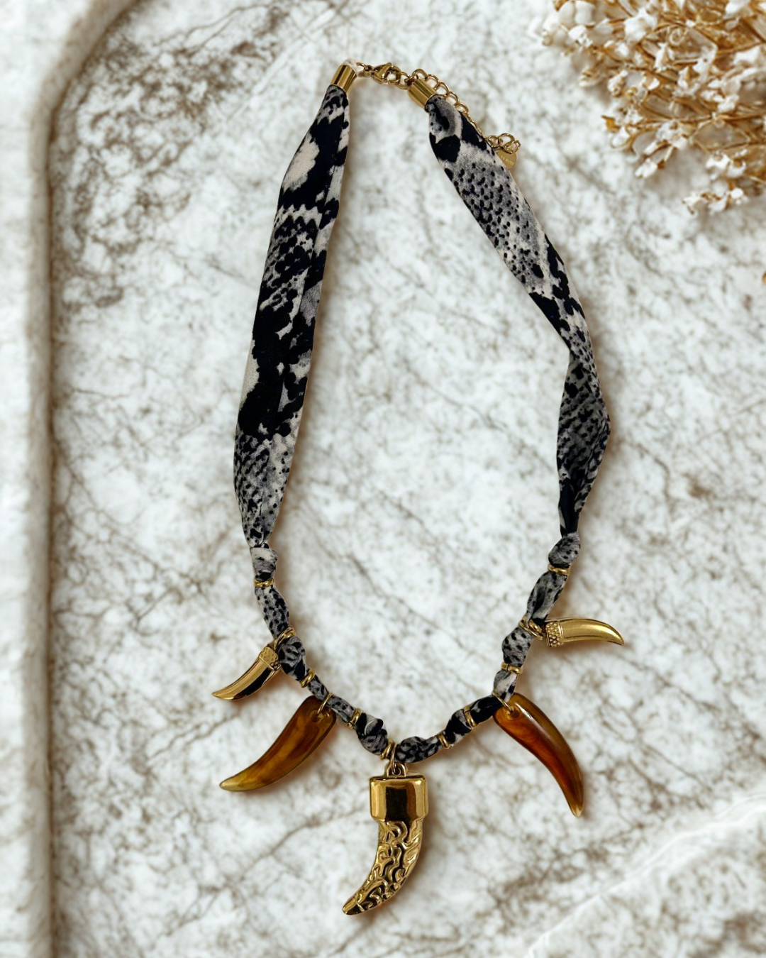 Collana “Rumble in the Jungle”